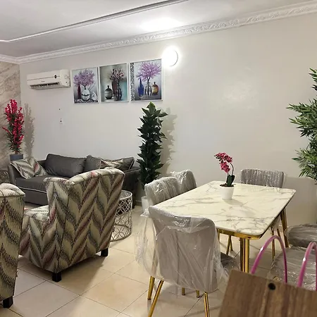شقه رائعه رقم 9 باثاث مودرن ودخول ذاتي Apartment Riyadh Exterior photo