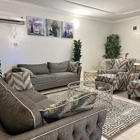 شقه رائعه رقم 9 باثاث مودرن ودخول ذاتي Apartment Riyadh Exterior photo